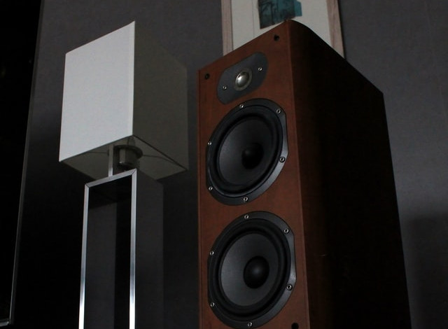 Best Speakers for Yamaha RX-V679