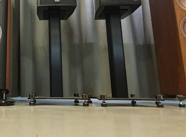 Stands for KEF Q300