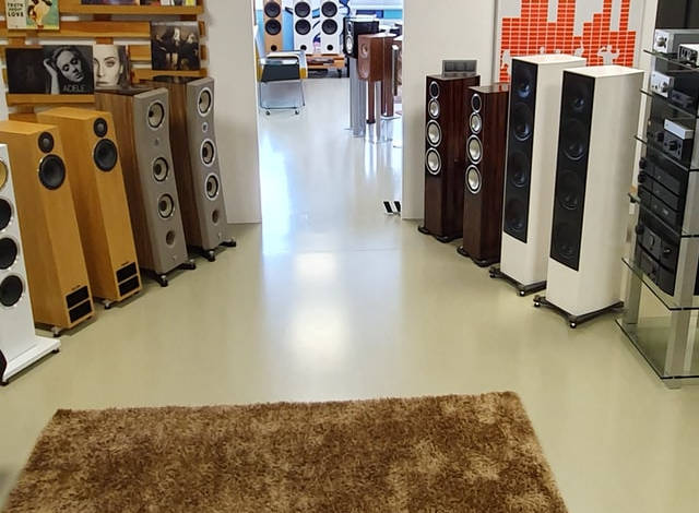 Best Speakers for Parasound A21