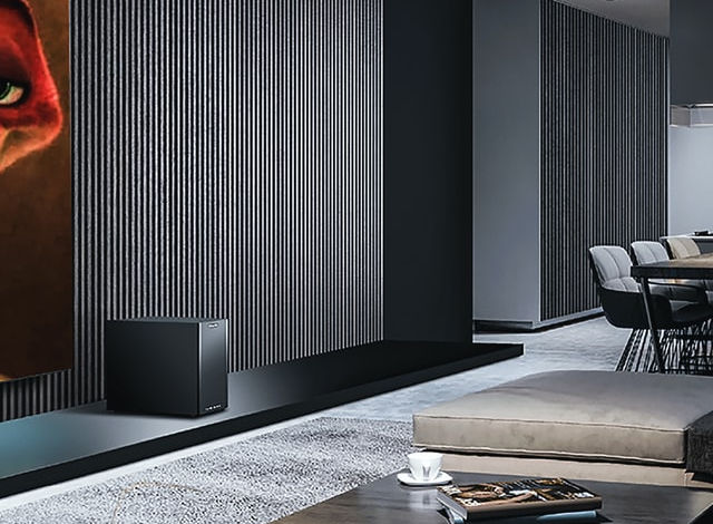 Bose 700 Soundbar and Subwoofer