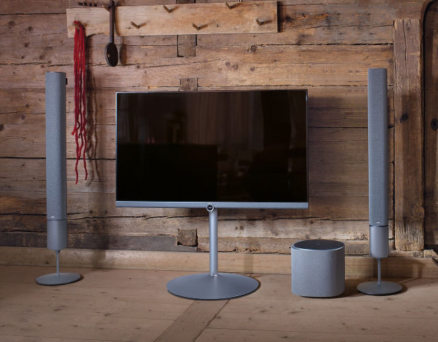 What is a 2.1 speaker channel setup